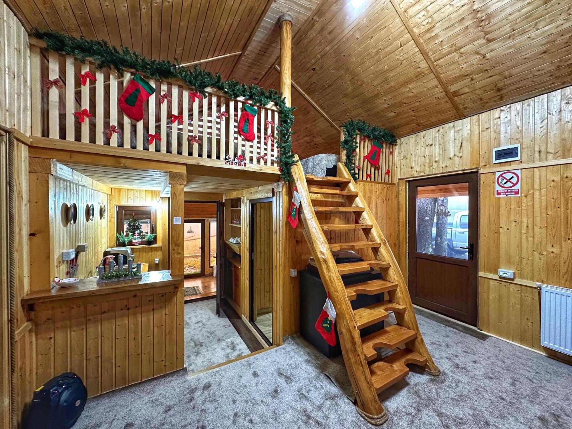 Вилла Casuta Din Stejari-Transalpina Новач-Стрэйни Экстерьер фото